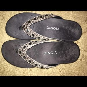 NEW! Vionic Gloriana Flip Flops
